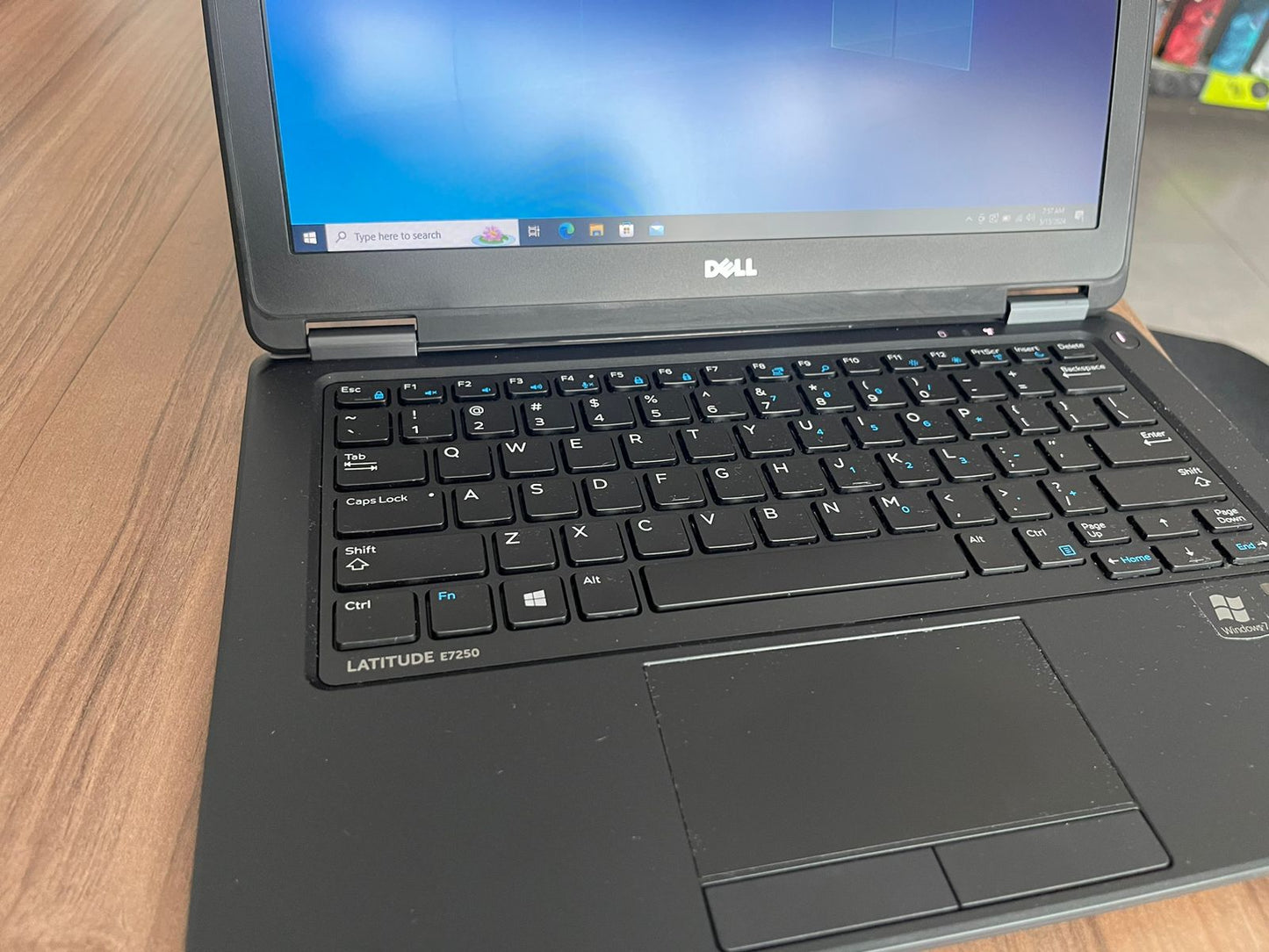 Dell Latitude 3190 Intel N5030 4GB, 128GB SSD Win 10